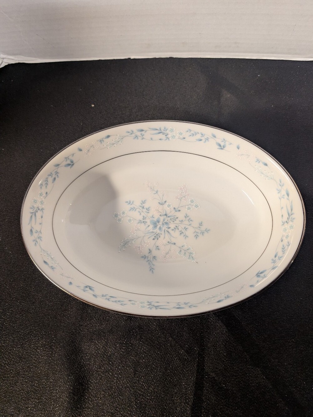 Noritake Carolyn 2693 serving vegetable bowl china dish